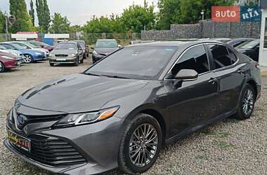 Седан Toyota Camry 2019 в Одессе