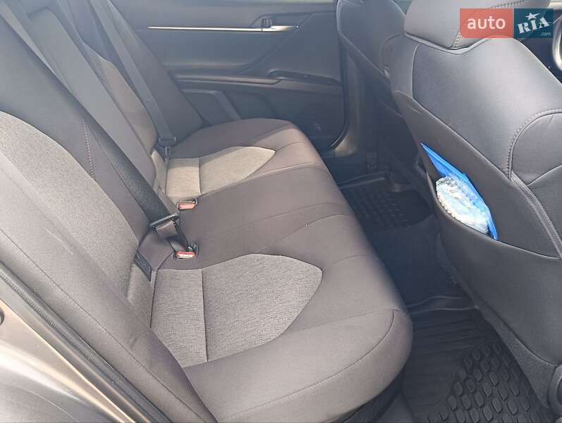 Седан Toyota Camry 2019 в Одессе