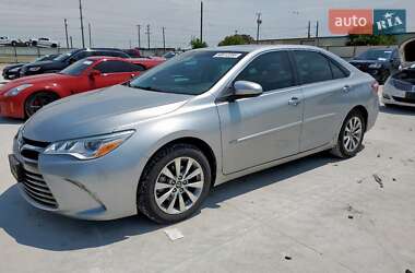 Toyota Camry 2017