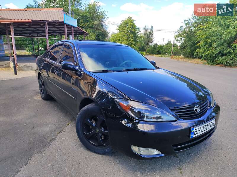Toyota Camry 2004