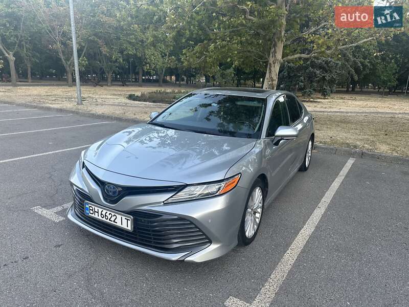 Toyota Camry 2017