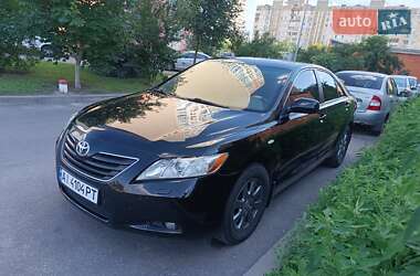 Седан Toyota Camry 2006 в Києві