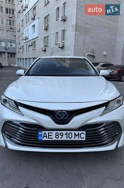 Седан Toyota Camry 2019 в Дніпрі