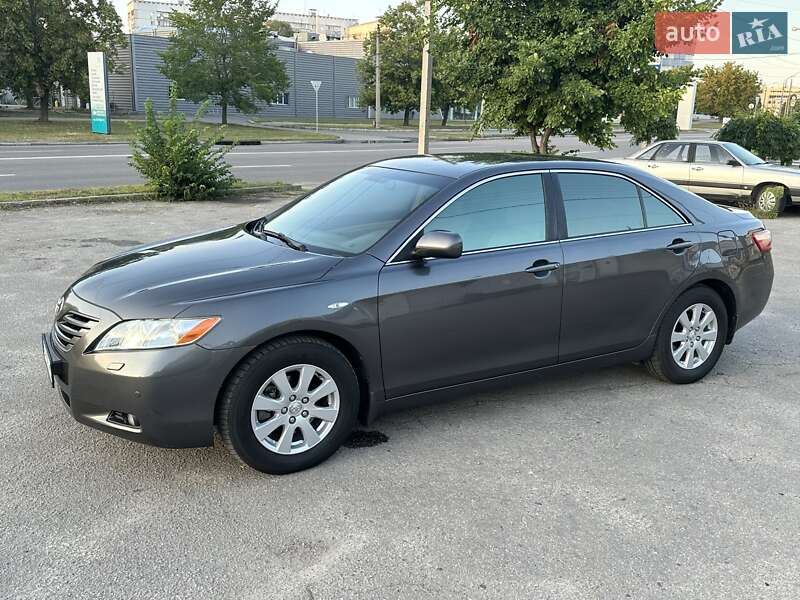 Toyota Camry 2008