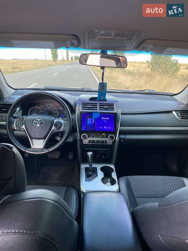 Седан Toyota Camry 2014 в Николаеве фото 10 Седан Toyota Camry 2014 в Николаеве