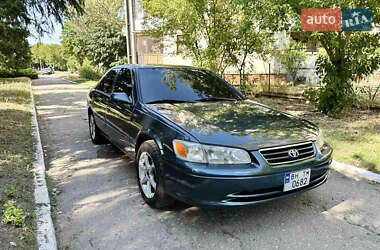 Седан Toyota Camry 2000 в Одесі