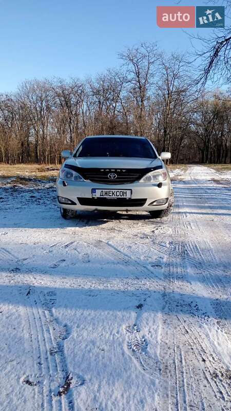 Седан Toyota Camry 2003 в Кропивницком