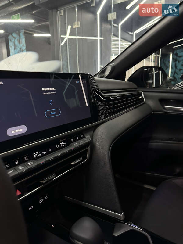 Седан Toyota Camry 2024 в Киеве фото 62 Седан Toyota Camry 2024 в Киеве