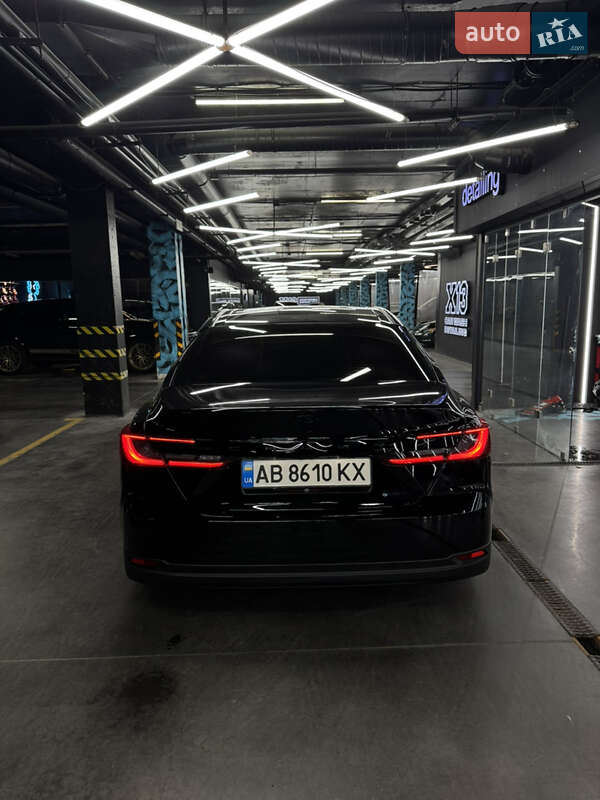 Седан Toyota Camry 2024 в Киеве фото 68 Седан Toyota Camry 2024 в Киеве