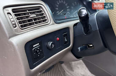 Седан Toyota Camry 1999 в 
