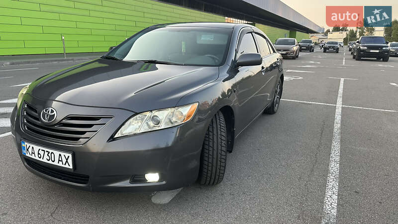 Toyota Camry 2006