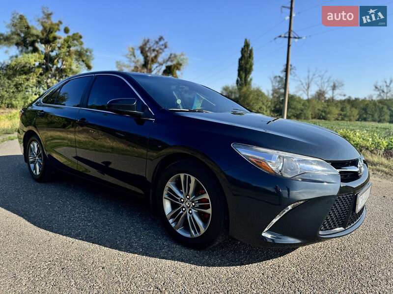Toyota Camry 2017