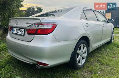 Седан Toyota Camry 2016 в Белогородке