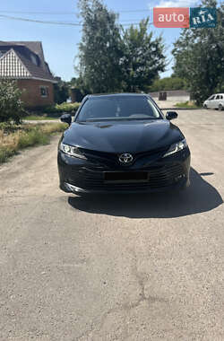 Седан Toyota Camry 2019 в Кропивницькому