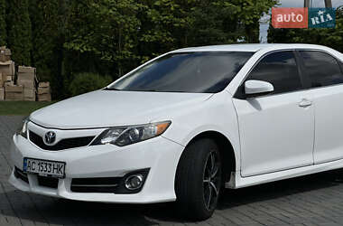 Седан Toyota Camry 2011 в Луцьку