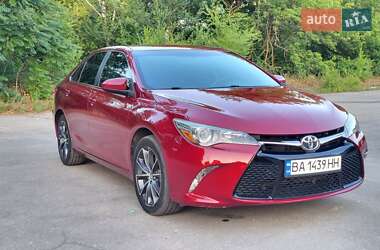 Седан Toyota Camry 2015 в Жовтих Водах