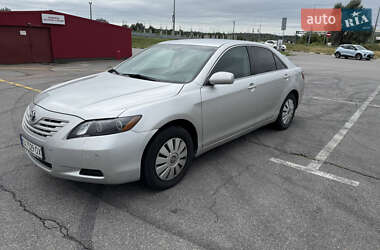 Седан Toyota Camry 2007 в Киеве