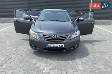 Седан Toyota Camry 2007 в Николаеве