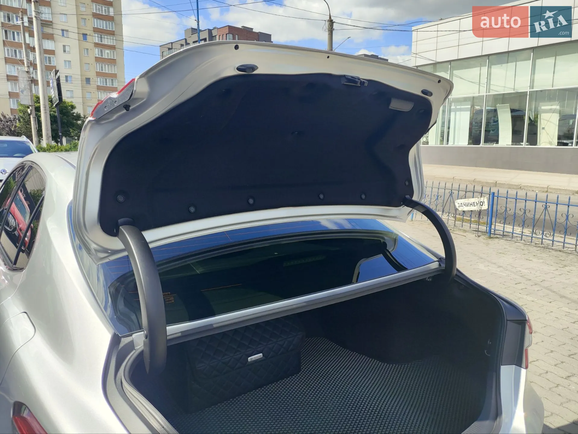 2019 Toyota Camry - мініатюра 15