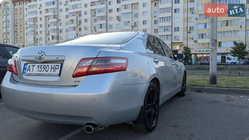 Седан Toyota Camry 2007 в Ивано-Франковске