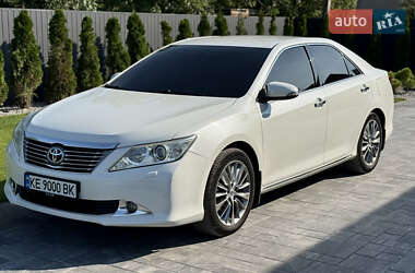 Седан Toyota Camry 2011 в Дніпрі