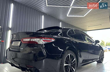 Седан Toyota Camry 2018 в Одессе