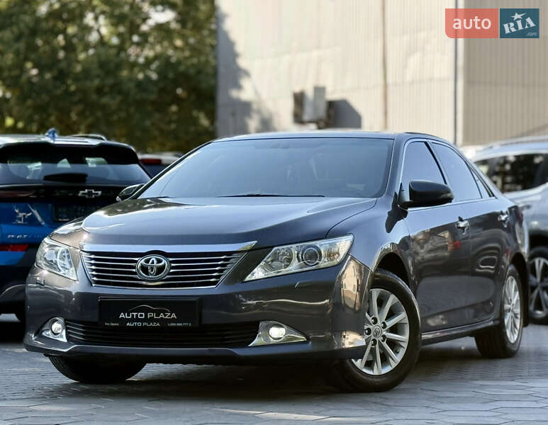 Toyota Camry 2013