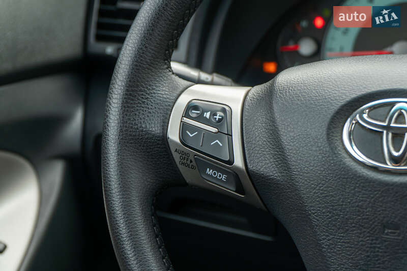 Седан Toyota Camry 2008 в Самборі