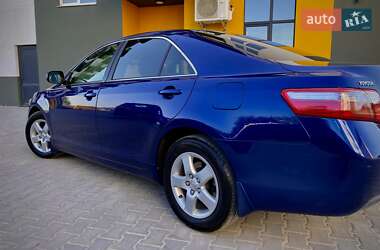 Седан Toyota Camry 2008 в Львові