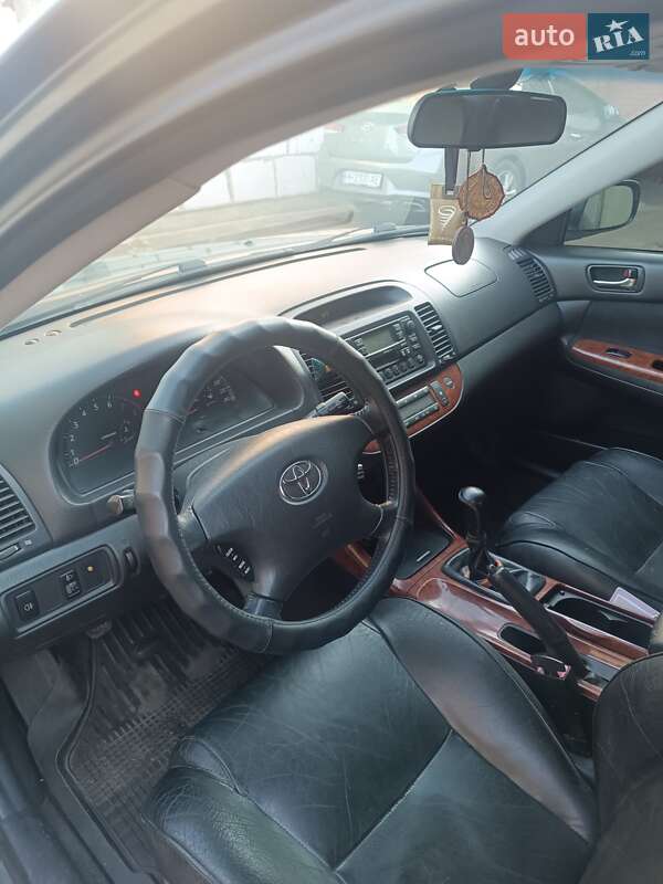 Седан Toyota Camry 2002 в Одессе