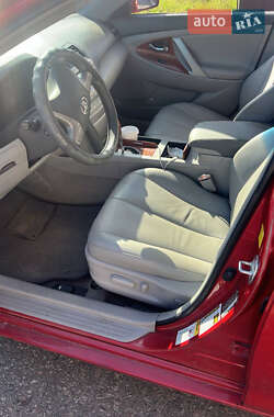 Седан Toyota Camry 2010 в 