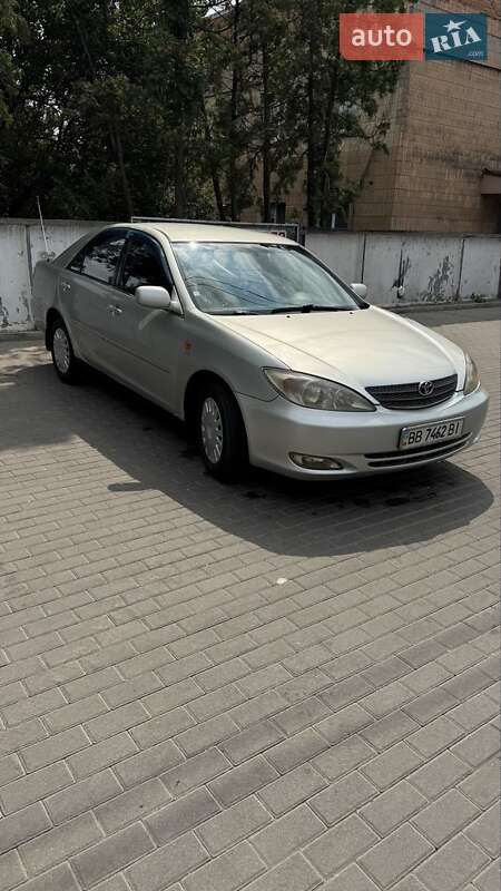 Toyota Camry 2003