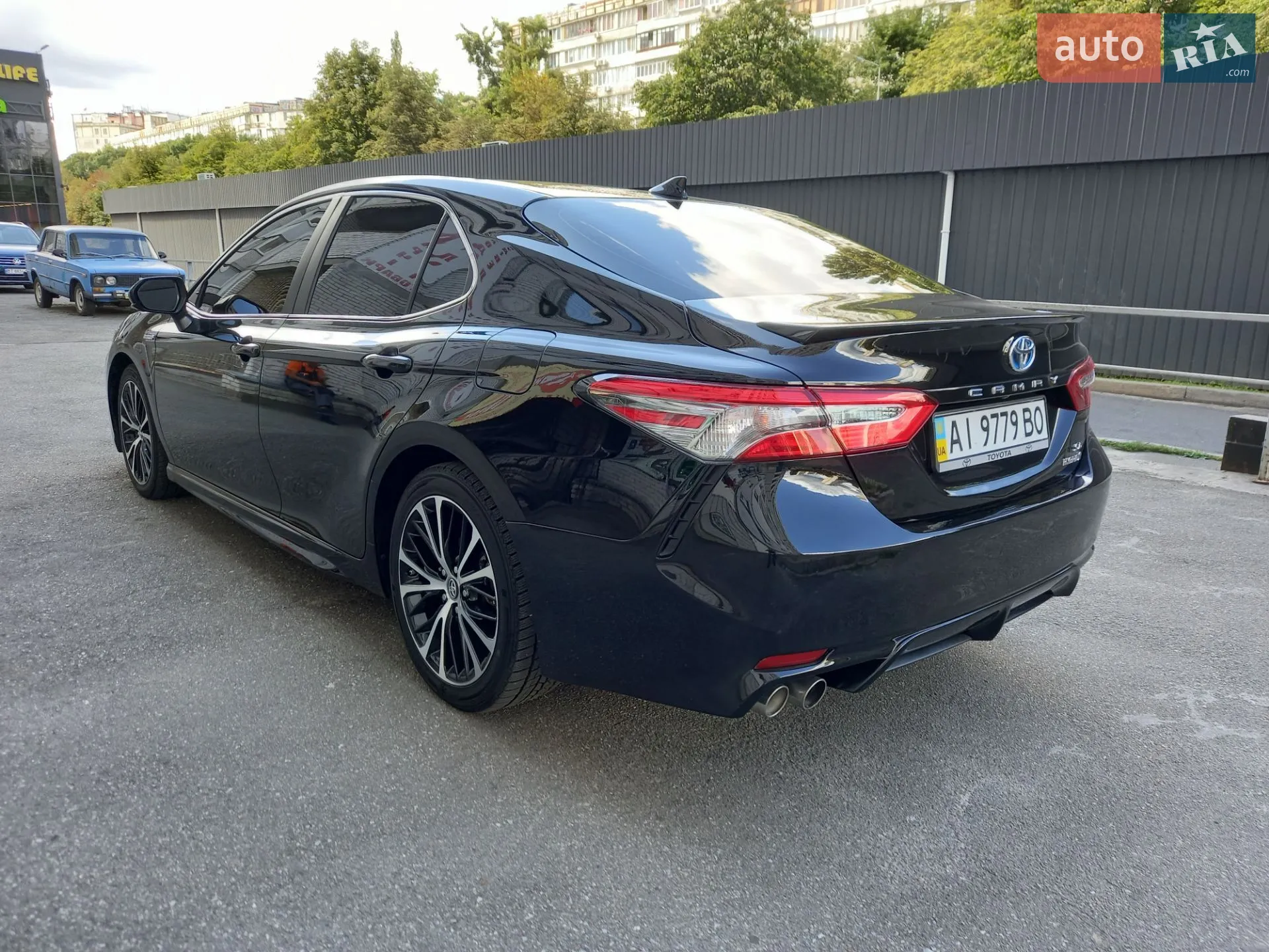 2019 Toyota Camry - мініатюра 3