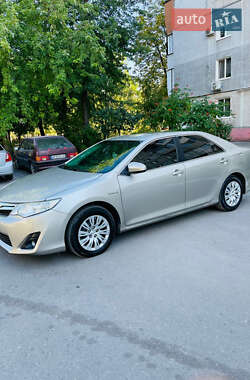 Седан Toyota Camry 2013 в Запорожье