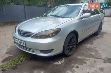 Седан Toyota Camry 2005 в Запорожье