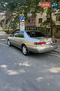 Седан Toyota Camry 1998 в Одессе