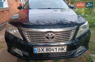 Седан Toyota Camry 2011 в Хмельницком