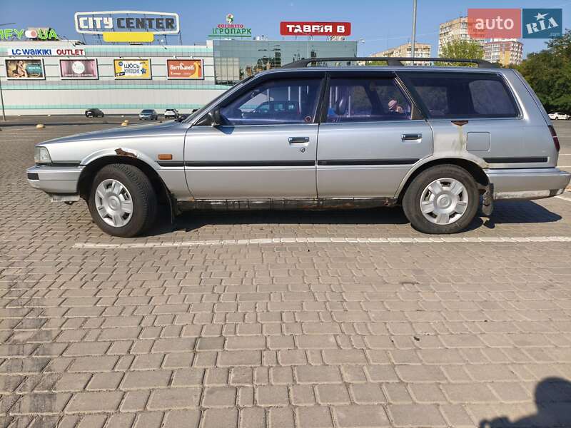 Универсал Toyota Camry 1989 в Одессе