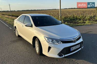 Седан Toyota Camry 2015 в Новомосковську