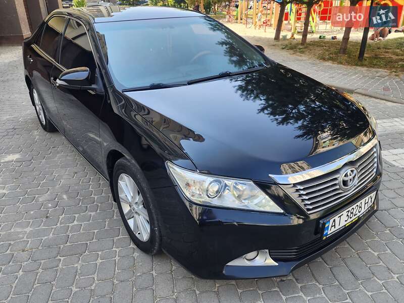 Toyota Camry 2013