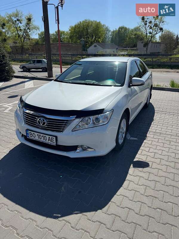 Седан Toyota Camry 2013 в Виннице фото Седан Toyota Camry 2013 в Виннице