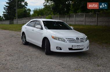 Седан Toyota Camry 2009 в Коростишеві