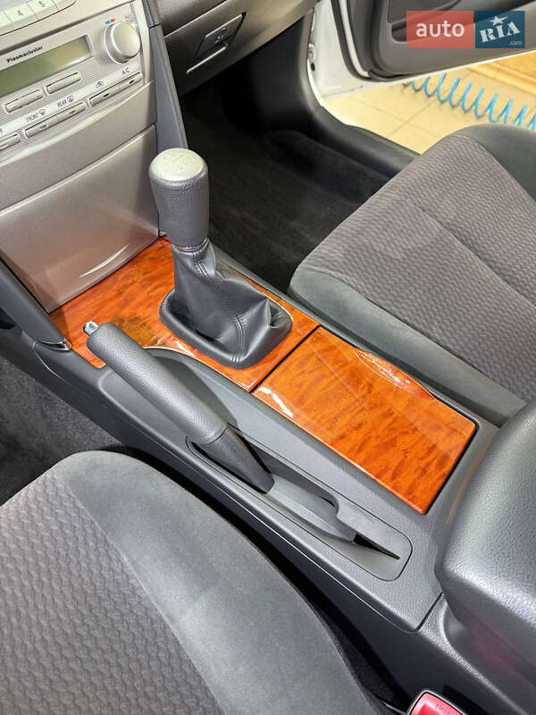 Седан Toyota Camry 2011 в Харкові