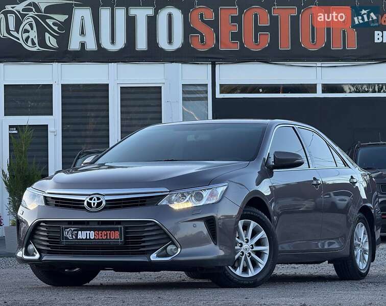 Toyota Camry 2015