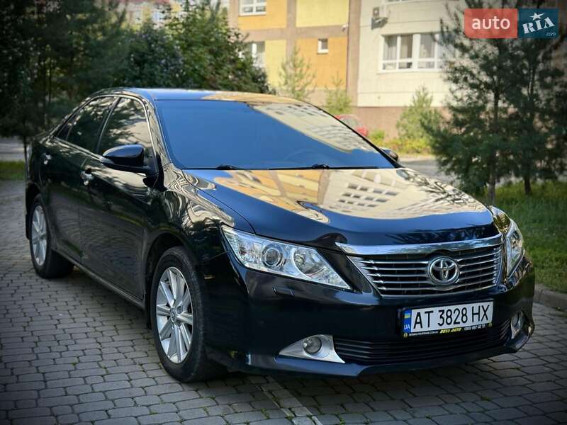 Toyota Camry 2013
