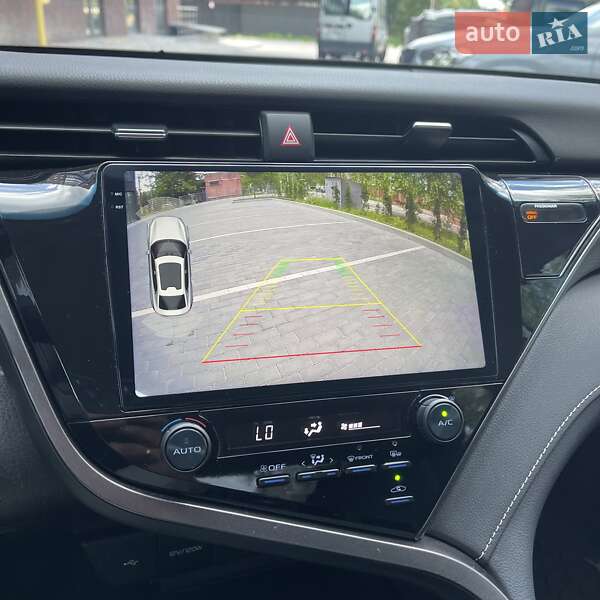 Седан Toyota Camry 2020 в Полтаві
