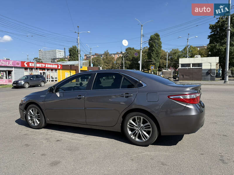 Седан Toyota Camry 2014 в Харкові