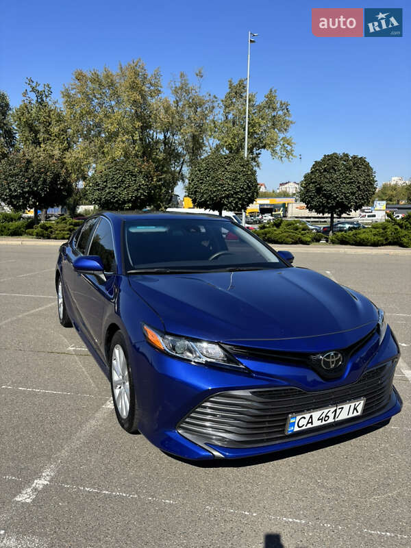 Toyota Camry 2018