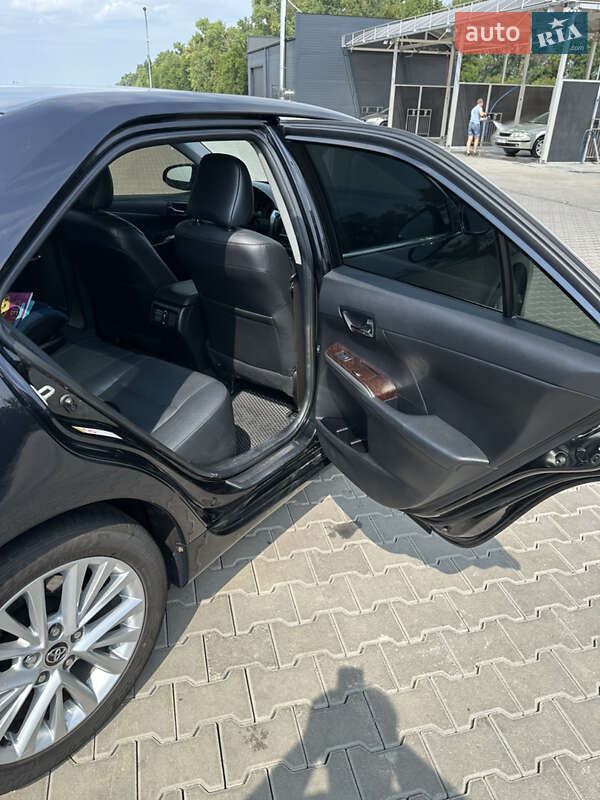 Седан Toyota Camry 2016 в Кагарлику