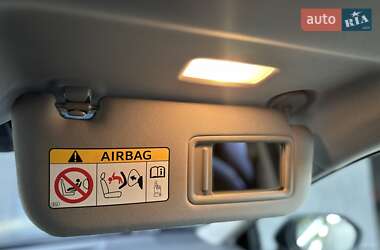 Седан Toyota Camry 2019 в 